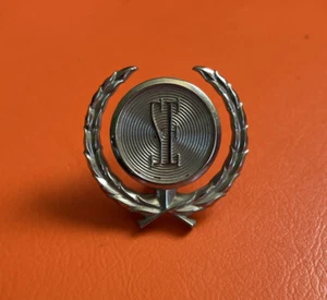1987 DODGE DIPLOMAT SE EMBLEM SAIL 4319752 - Bild 1 von 2