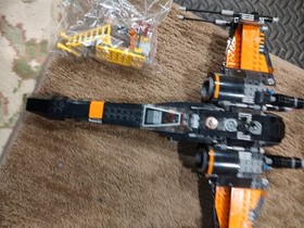 LEGO Star Wars: Poe's X-Wing Fighter (75102)