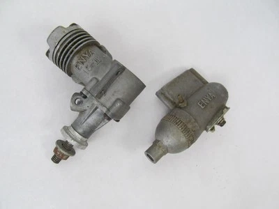 Vintage Enya Airplane Engine Motor 3303 15-III + Muffler - Image 1 of 2