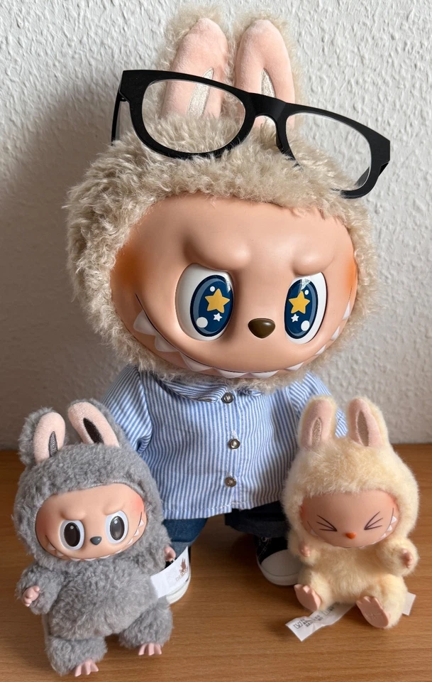 Pop Mart  The Monsters Labubu Flip With Me Vinyl Plush Doll - 40cm - NEU  - Bild 1 von 4