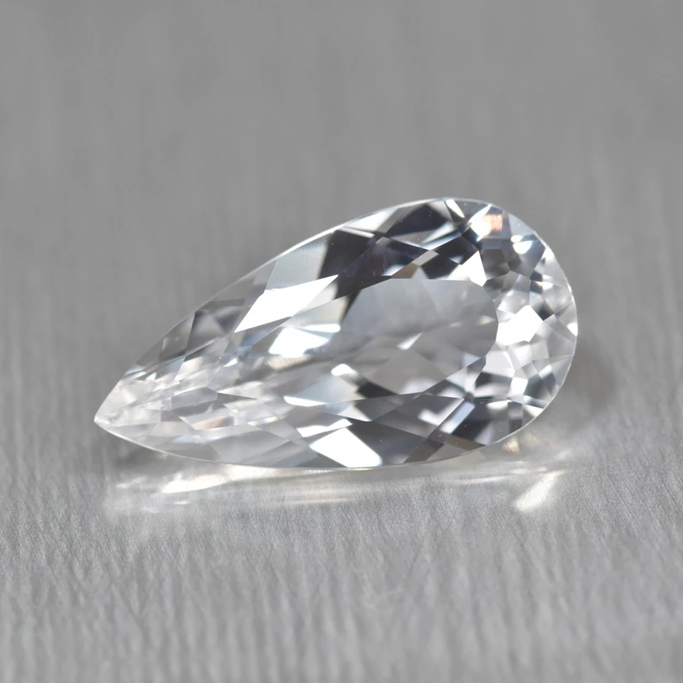 5.01Ct Exceptional Diamond Sparkles Untreated Goshenite Beryl, Brazil - Image 1 of 1