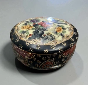 Vintage Chinese Moriage Trinket Box, Birds, Flowers, Gold Accents, 4.5” Diameter - Picture 1 of 5