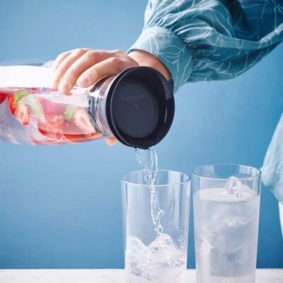 Caraffa 360 ° Tupperware - Immagine 1 di 4