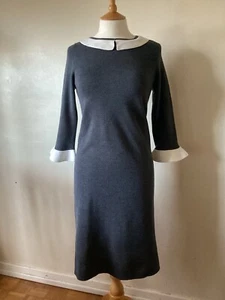 JAEGER GREY WOOL BLEND KNITTED DRESS WITH IVORY COLLAR & CUFFS SIZE SMALL - Picture 1 of 6