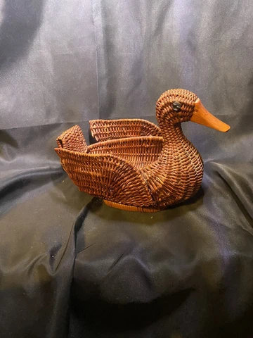 Rattan & Wood Duck Basket Wicker Plant Holder Retro Cover
