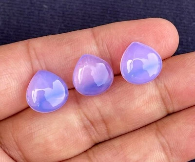 Lavender Quartz Smooth Heart Cabochon, Loose Gemstone, 13x13 MM 1 Piece 6Ct. - Image 1 of 2