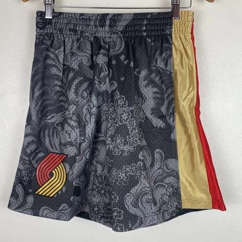 Mitchell & Ness Portland Trail Blazers Lunar New Year Swingman Shorts Men’s Sz M Cover