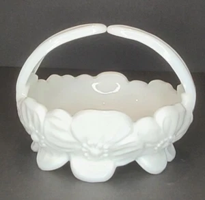 Westmoreland Poppy Basket White Milk Glass  Handled Candy Nut Trinket Dish - Picture 1 of 8