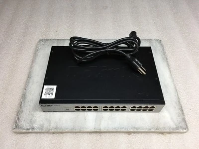 D-Link DGS-1024D 24-Port Unmanaged Ethernet Switch with PWR Cable - Image 1 of 4