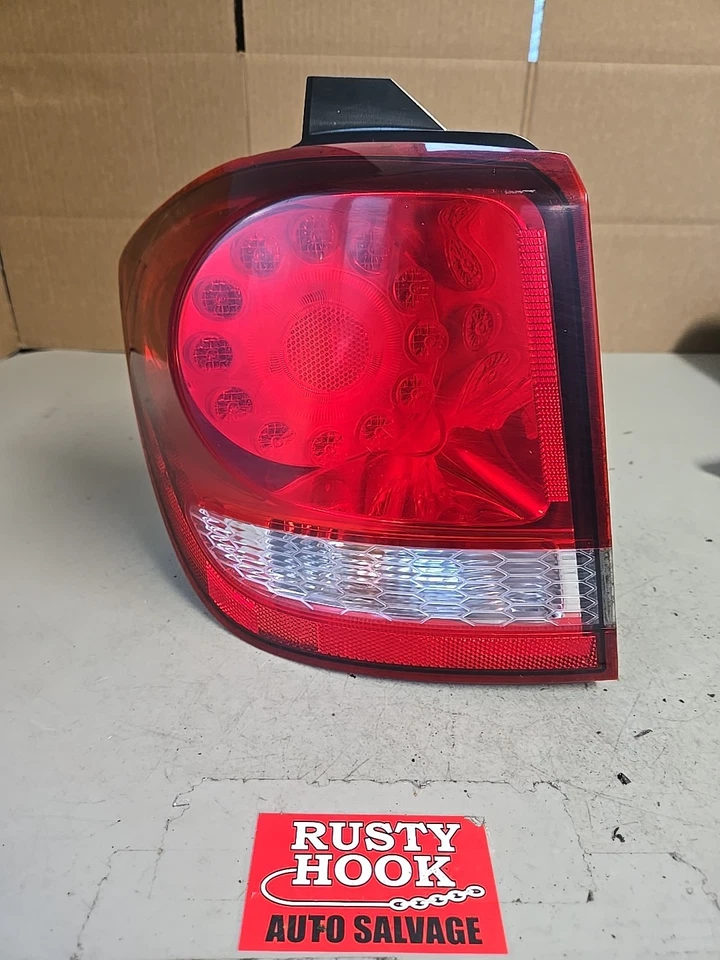 2011 DODGE JOURNEY DRIVER LEFT QUARTER TAIL LIGHT TAIL LAMP 68078465AC Foto 1 de 4