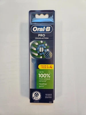 Cabezales de repuesto para cepillo de dientes eléctrico Oral-B Pro Cross Action - Paquete de 4 Foto 1 de 2