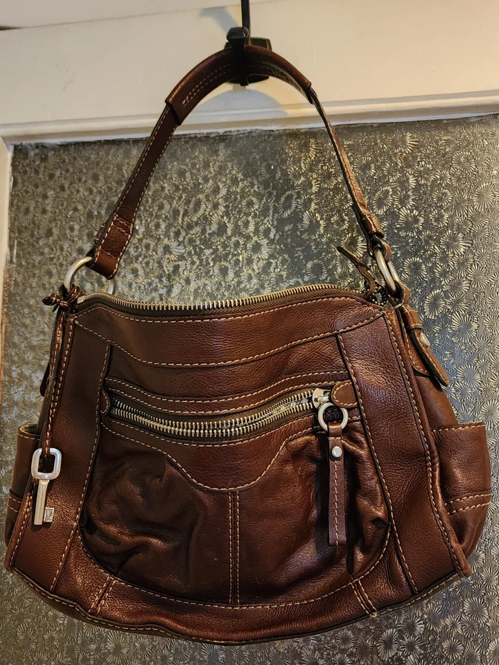  FOSSIL SHOULDER BAG MERLOT VG CONDITION VINTAGE  - Image 1 of 4
