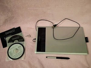 Bamboo Creative CTH-670 drawing tablet (2011) - Picture 1 of 7
