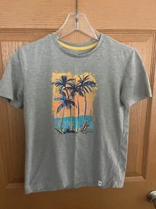 Tommy Bahama Boy's Palm Trees Sunset Graphic Tee Size L 10/12 - Picture 1 of 4