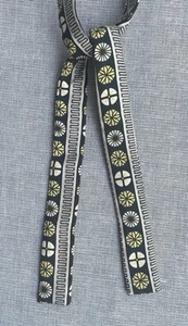 Vintage Slim Batwing Bow Tie Modern Geometric Green Yellow Gray Self-Tie 1" - Picture 1 of 12
