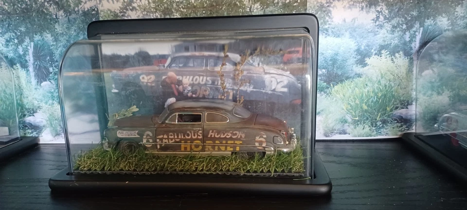 Franklin Mint 1951 Hudson Hornet Nascar junkyard - Image 1 of 4