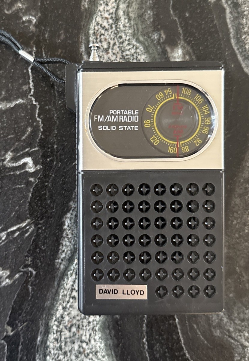 Lloyds Radio In Collectible Transistor Radios for sale | eBay Lloyds Radio In Collectible Transistor Radios for sale | eBay