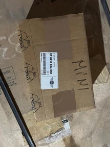 MINI Genuine OEM Rear Window Motor Regulator Right 67626934300 (APO) - Picture 1 of 1