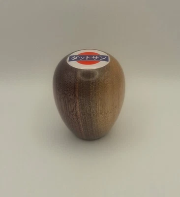 Perilla de cambio Datsun 240Z 260Z 280Z 280ZX 510 M8x1,25 nogal brillo logotipo japonés Foto 1 de 4