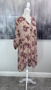 Camicetta TORRID beige floreale chiffon hi bassa tunica top bottoni babydoll y2k più 2X - Foto 1 di 10