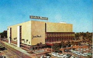 Postcard Florida Miami Jordan Marsh Department Store Biscayne Blvd 1950s Unused - Picture 1 of 1