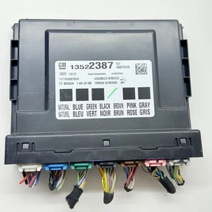 2016 CHEVROLET EQUINOX BODY CONTROL MODULE COMPUTER BCM OEM 13522387 - Picture 1 of 5