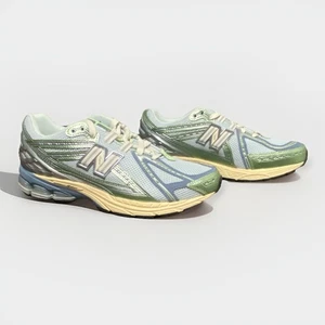 New Balance 1906R U1906RNE Blue Green Men’s Size 9 Retro Running Shoes - Picture 1 of 5