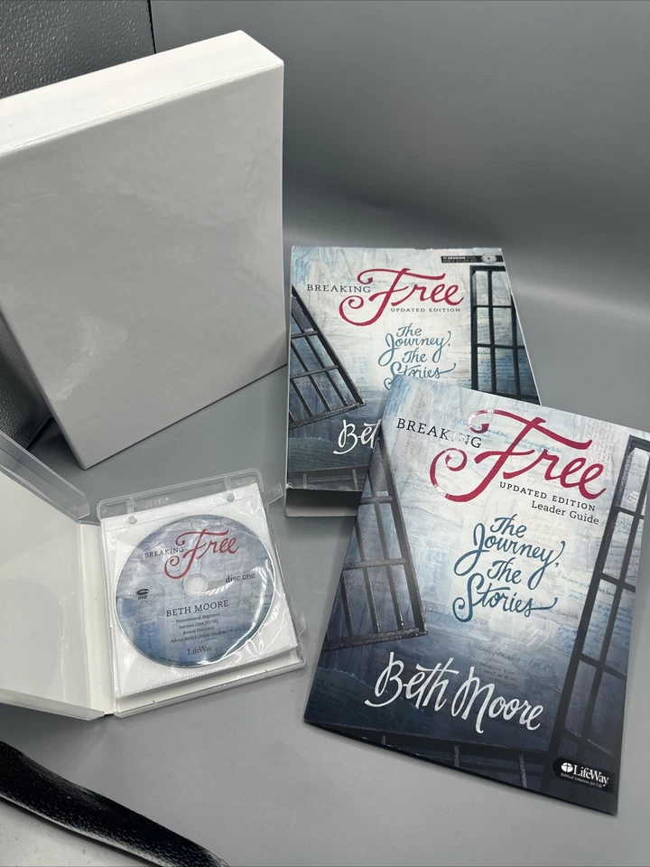 Beth Moore Breaking Free Leader Kit 6 DVDs 2 Books Updated Edition - Image 1 of 1