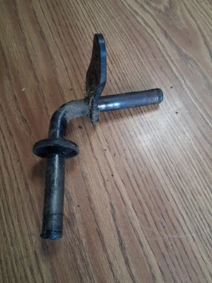 John Deere LX176 LX186 LX188 LX178 Tractor Right Steering Spindle AM115040 - Image 1 of 3