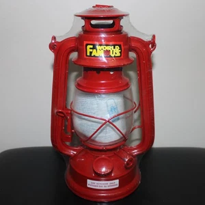 sealed discontinued vintage World Famous Kerosene Hurricane Lantern No.125 - Picture 1 of 9