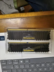 Corsair Vengeance LPX 16GB Memory (2 x 8GB) PC4-24000 - (DDR4-3000 RAM Sticks) - Picture 1 of 3
