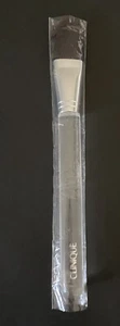 Clinique Concealer / Foundation Makeup Face Brush - Clear Handle 6" long - Picture 1 of 2