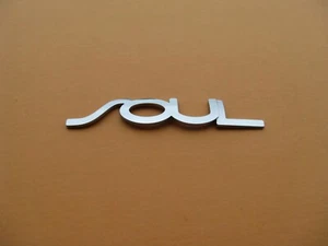 14 15 16 17 18 19 20 21 22 23 KIA SOUL REAR GATE CHROME EMBLEM LOGO BADGE A44823 - Picture 1 of 4