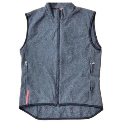 Chaleco deportivo de lana con cremallera Prada para hombre Foto 1 de 4