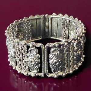 Chunky Filigree Wide Bracelet Silver Tone Vintage Cuff Ornate Statement Jewelry - Picture 1 of 9