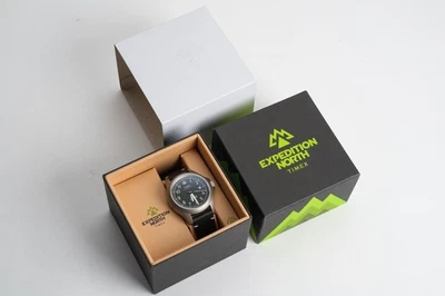 Мужские автоматические часы Timex Expedition North Titanium черный ремешок TW2V54000 - Изображение 1 из 4