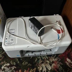 HP DeskJet F2280 All-in-One Printer with ink - Picture 1 of 2
