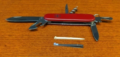 VICTORINOX  TINKER  c. 2012's RED MULTI-TOOL FOLDING SWISS ARMY KNIFE 12-in-1 - Image 1 of 4