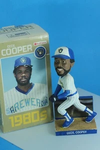 Milwaukee Brewers 2010 40th Anniversary Cecil Cooper Bobblehead. - Picture 1 of 8
