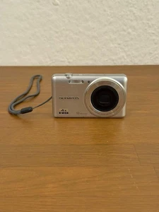 Olympus VG-110 Digitalkamera / 12 MP - Bild 1 von 5