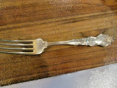 Tenedor de cena Moselle 1906 plateado ornamentado Art Nouveau plata americana sin mono Foto 1 de 3