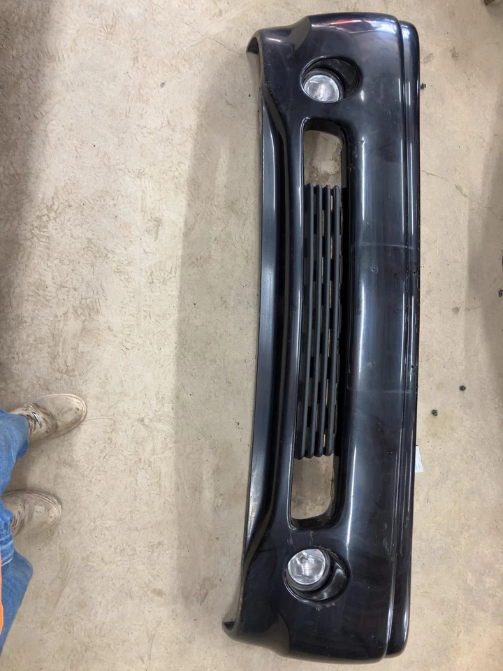 04 SIERRA DENALI Front Bumper Black W/gof Lamps Steel Foto 1 de 4