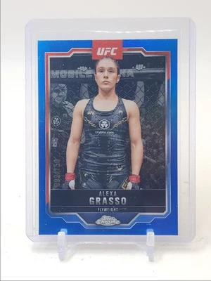 ALEXA GRASSO 2025 TOPPS CHROME UFC BLUE REFRACTOR /150 Q4841 - Image 1 of 2