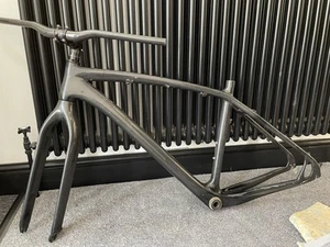 Carbon Frame Forks And Bars - Picture 1 of 4