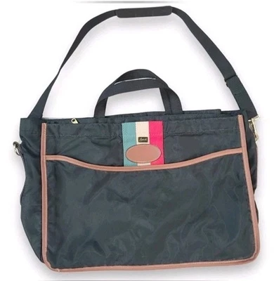 Bolso de viaje retro vintage de nailon Lark años 60 mod para llevar durante la noche Foto 1 de 4