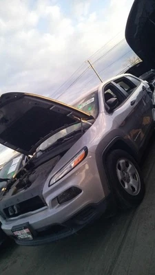 Conjunto completo de motor usado se adapta a: Jeep Cherokee 2016 2,4 L VIN B motor de octavo dígito Foto 1 de 4