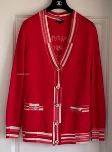 19P CHANEL CORAL  WHITE CC DEAUVILLE BIARRITZ CASHMERE CARDIGAN SWEATER 38 - Picture 1 of 15