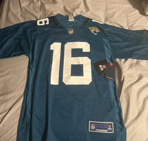 Men's Trevor Lawrence #16 Jacksonville Jaguars NFL Pro Line AUTHENTIC Jersey Med Cover