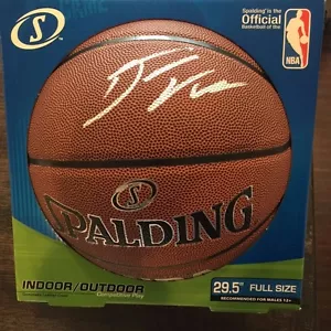 Signed DENZEL VALENTINE Spalding Basketball! Chicago Bulls! Auto COA! - Picture 1 of 1