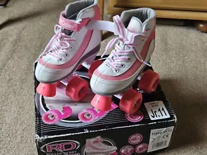 RD Roller Derby Quad Skates, Pink & White, Girls UK Junior 11 - Picture 1 of 16